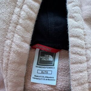 The North Face Women's hoodie - light pink